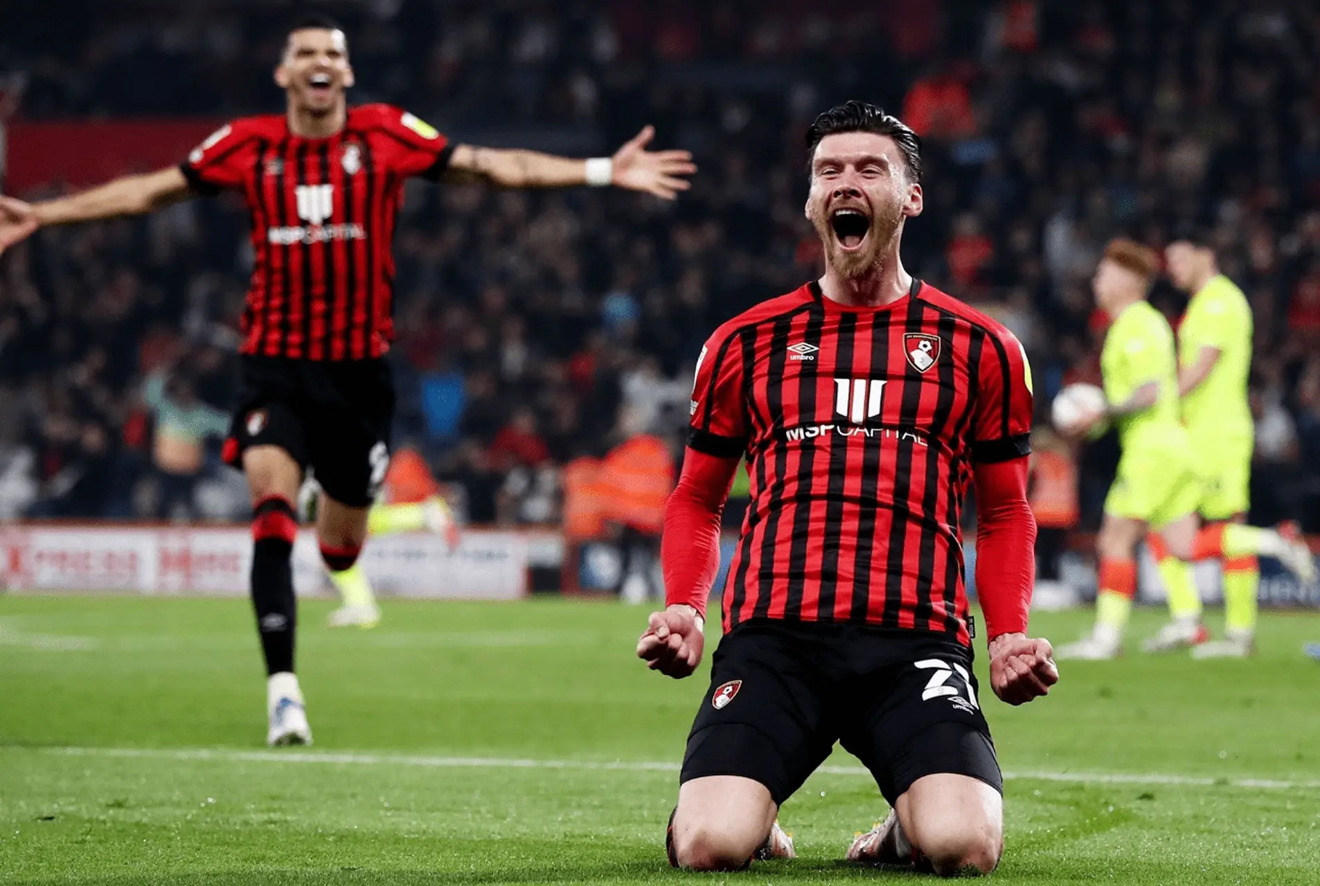 伯恩茅斯客场逼平对手,换帅效果初显 伯恩茅斯客场逼平对手,换帅效果初显