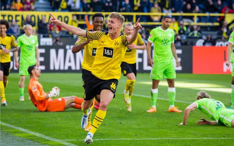 包含多特蒙德在客场逆袭取胜积分上升的词条 包含多特蒙德在客场逆袭取胜积分上升的词条